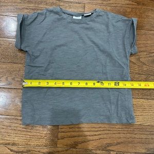 Zara girls gray short sleeves t shirt
